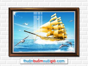 Mẫu tranh thuận buồm xuôi gió đẹp với hình ảnh thuyền buồm vàng